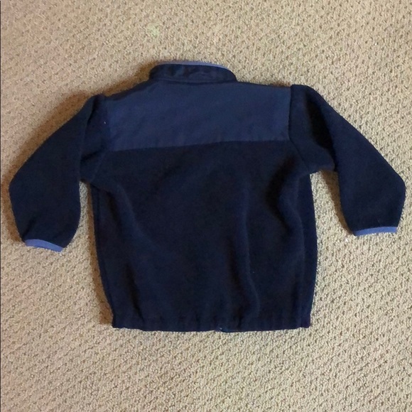 Land’s End fleece jacket with zippered pockets. - Picture 6 of 7